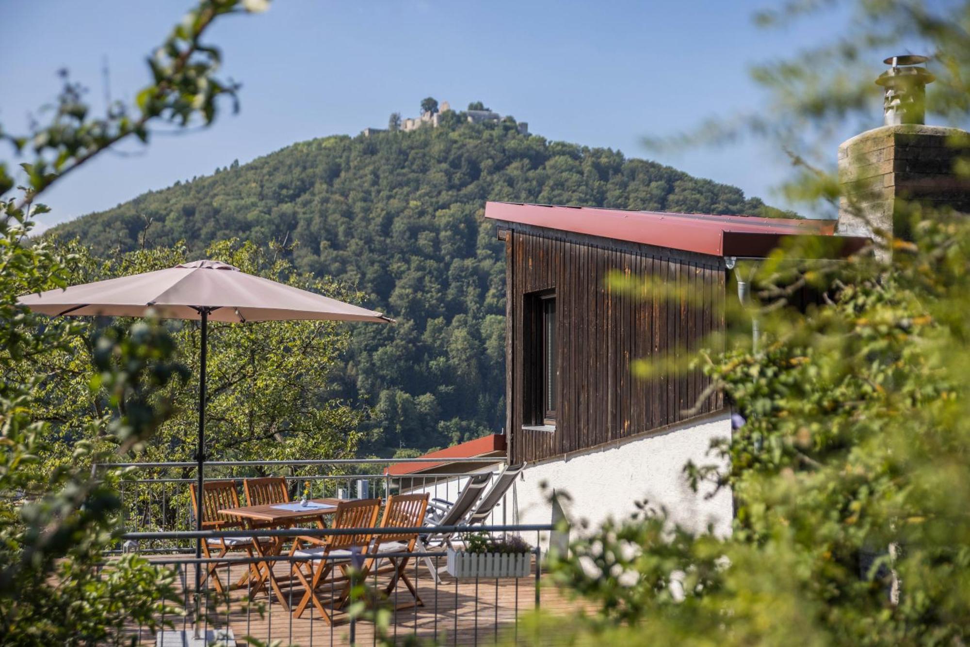 Ferienwohnung Am Samuelstein Bad Urach Esterno foto