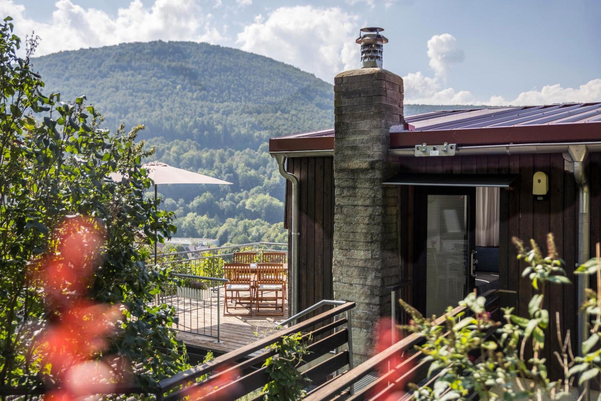 Ferienwohnung Am Samuelstein Bad Urach Esterno foto